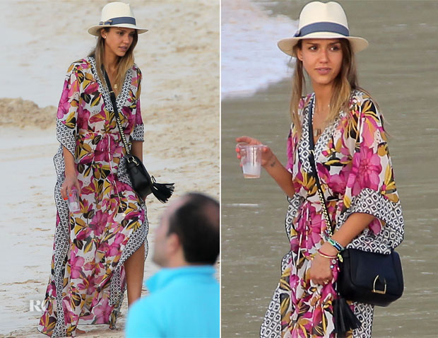 Jessica Alba in Tory Burch