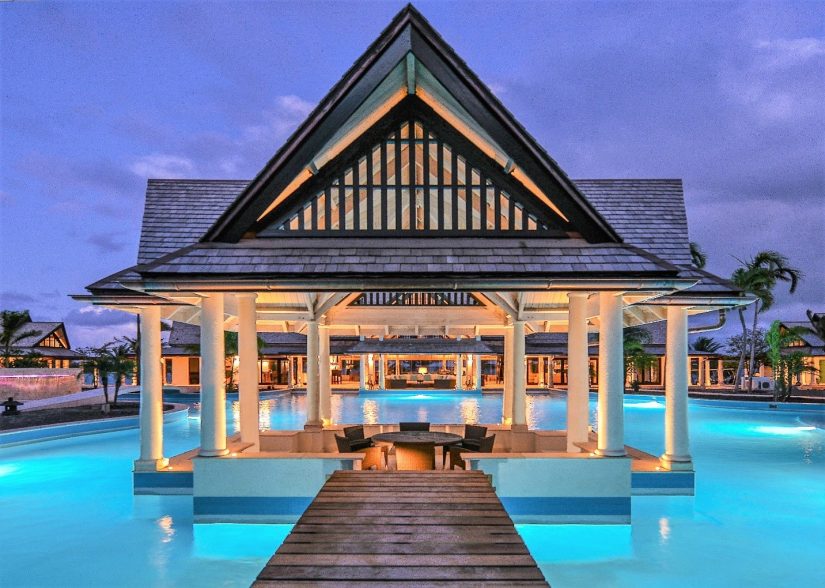 Our prestigious Beachfront Caribbean rentals are fitted with luxurious features such as this inbuilt pool gazebo 