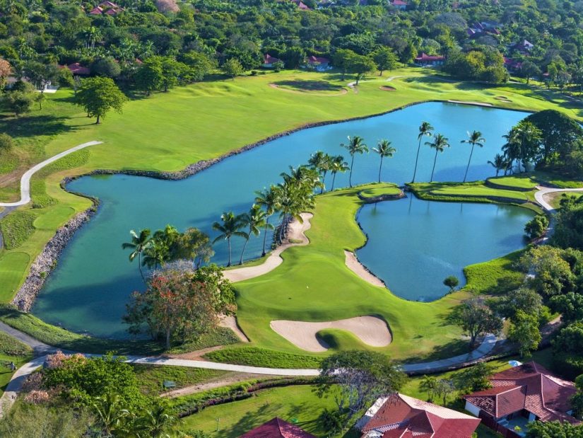 Casa De Campo includes three magnificent and challenging golf courses within the Resort. Dominican republic 5 star resorts would not be complete without its extravagant world famous golf courses.