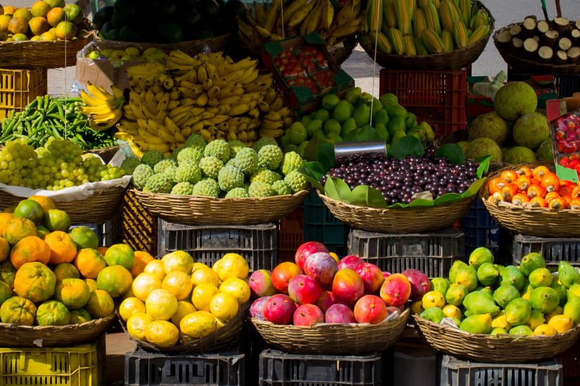Luscious fruits include fresh mango, pineapple, melon and banana. The Best things to do in costa rica is to enjoy the tropical fruits that grow around the country and the fresh tropical juices