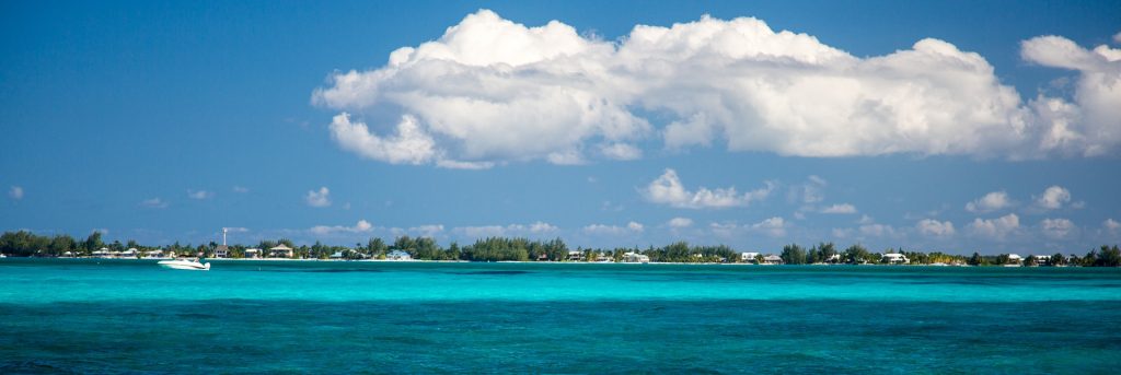 Seven Mile Beach is one of the top grand Cayman things to do - with restaurants and bars, waters sports and endless opportunities to relax