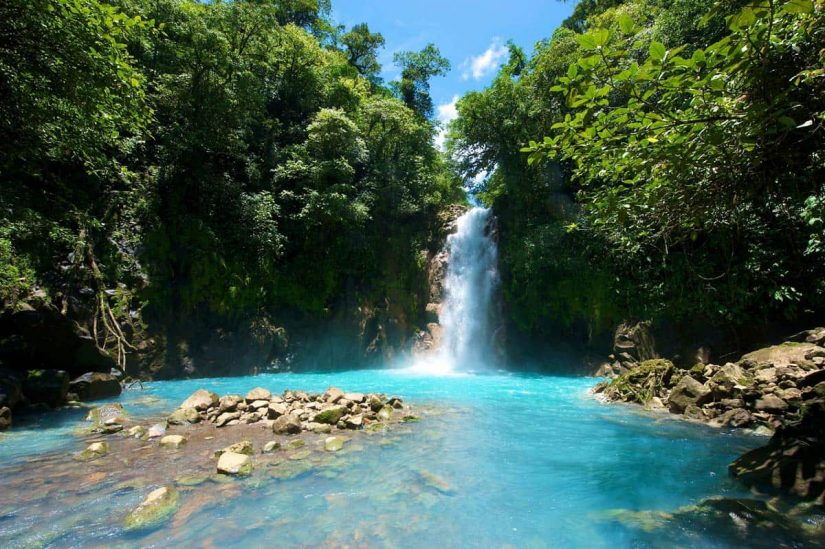 Explore the local areas, and hike through the jungles to find the hidden gems of Costa Rica There are many restaurants in costa rica, based along the coast or inland. No matter where you go the views provide endless enjoyment.