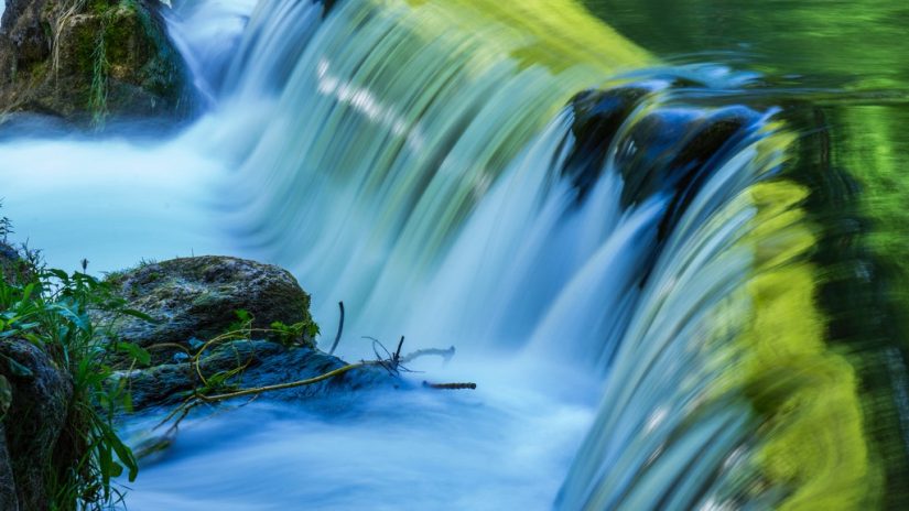 Explore the bustling town of Jarabacoa, encompassed by majestic mountains and lush tropical greenery The best places to visit in Dominican republic include the vibrant towns and cities or the relaxed natural reserves.
