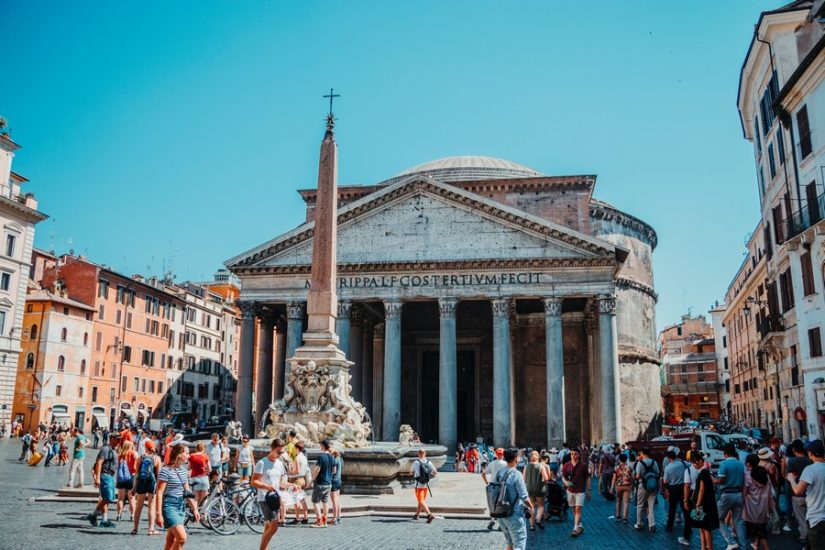 The Pantheon in Rome is one of the best vacation spots to visit when in Italy 