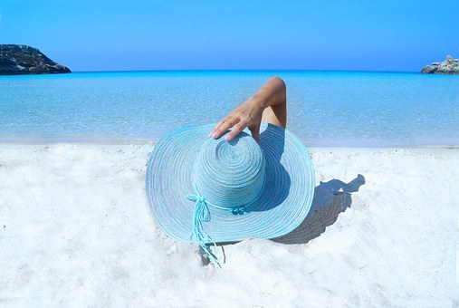 Don't forget your hat Don't forget your hat