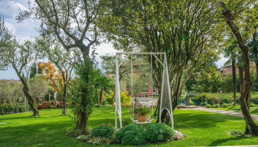 Enjoy the peace of Italian gardens Things to do in lake como