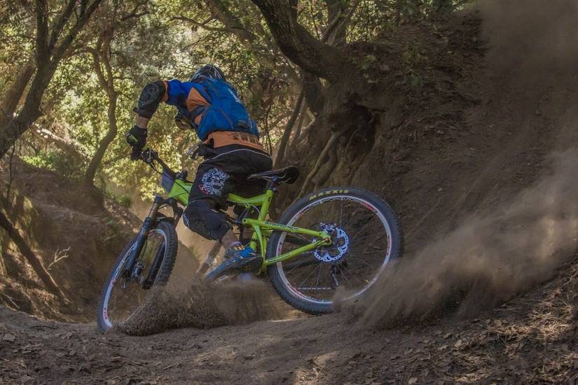 mountain biking in costa rica