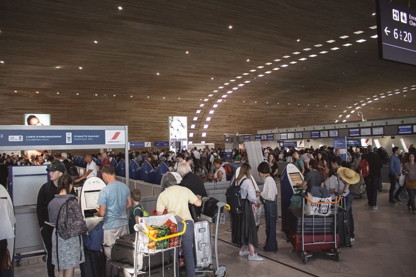 Busy airport check in - my flight was cancelled