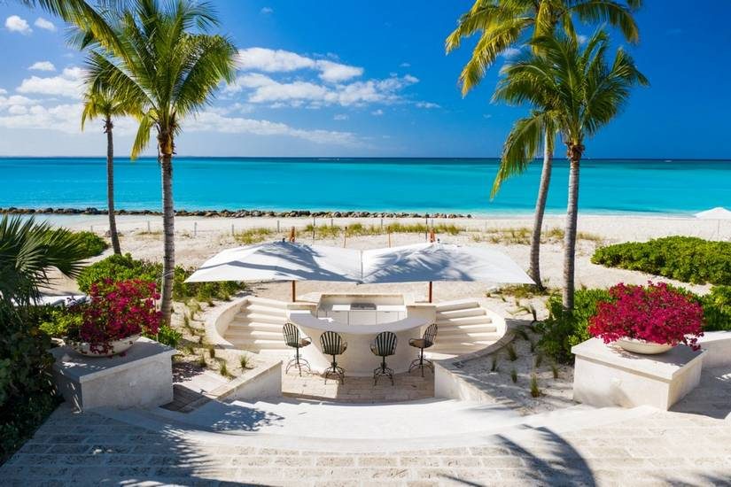 Grace Bay Beach Family Villa