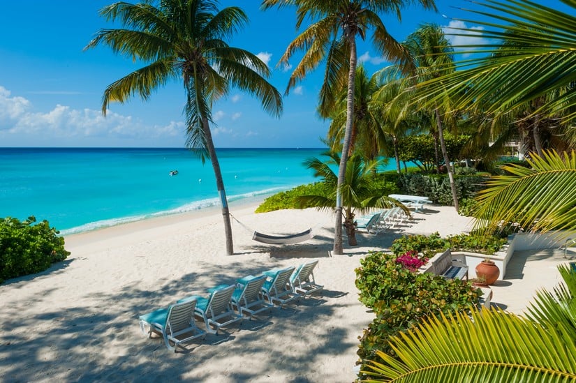 Coconut Walk Villa on Seven MIle Beach in Grand Cayman non stop flights from Boston