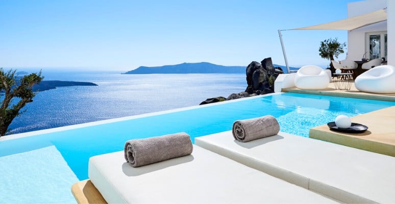Luxury Villas in Greece