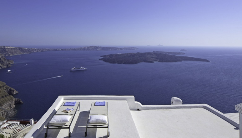 Luxury Villas in Greece