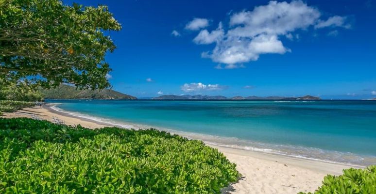 Mahoe Bay Beach Villas