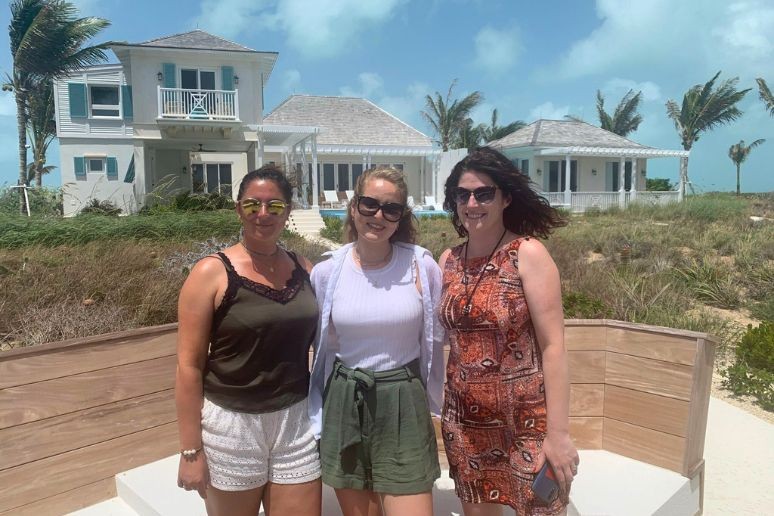 Aoife, Gwladys and Elaine at Ambergris Cay