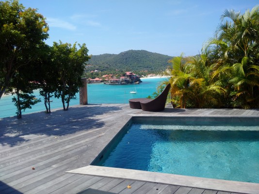 Pool and sundeck at Xanadu