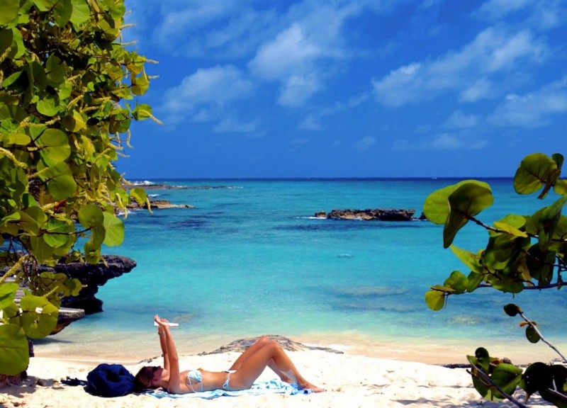 beaches in cayman brac Beach in Cayman Brac