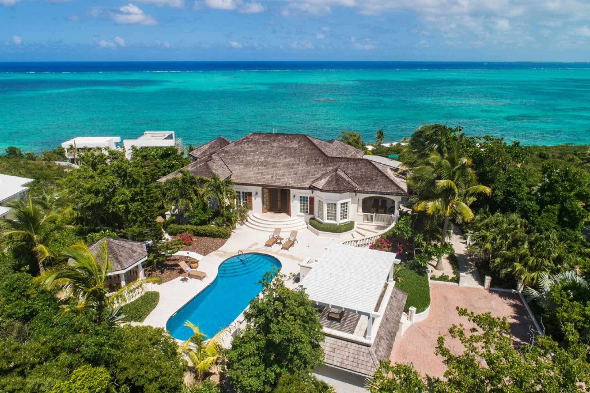 Blue Mountain Villas 21