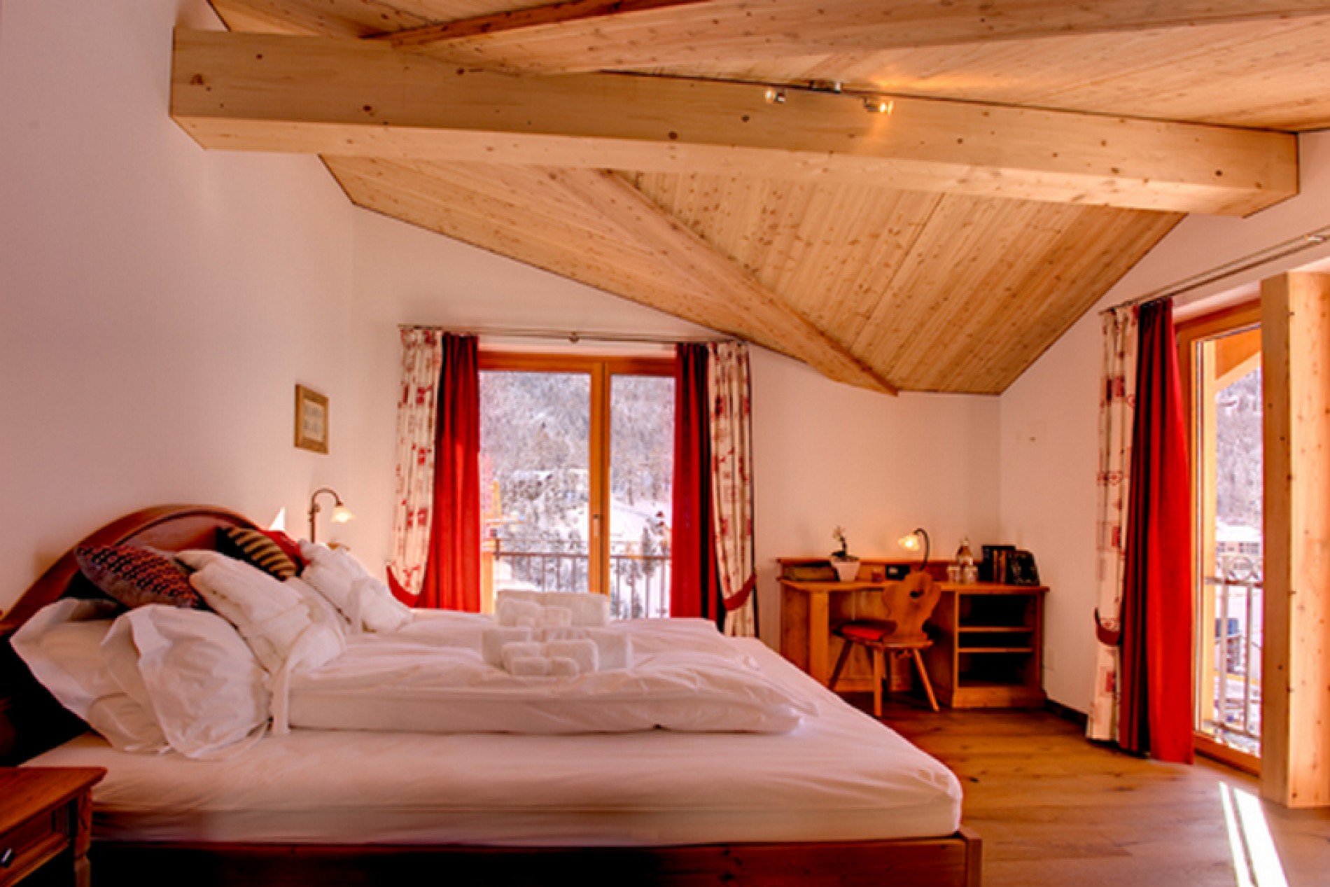 Everystay Chalet Gemini 5 Bedrooms Mountain View