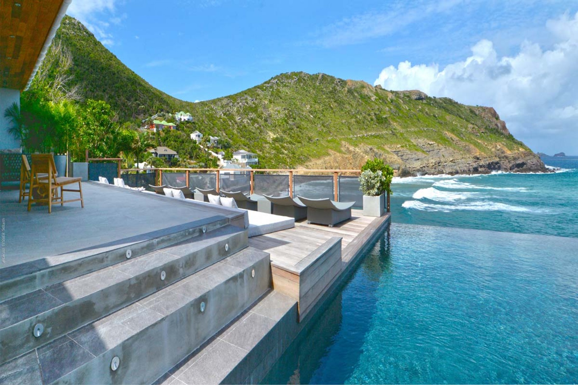 23 Best Restaurants in St Barts - Exceptional Villas Guide