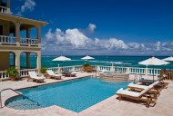 Ultimacy - Luxury Oceanfront Villa - Pool and Terrace