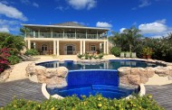 Villa Bananaquit-luxury swimming pool