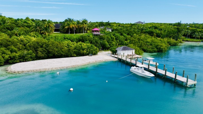 The Beacon Hill Estate - Bahamas