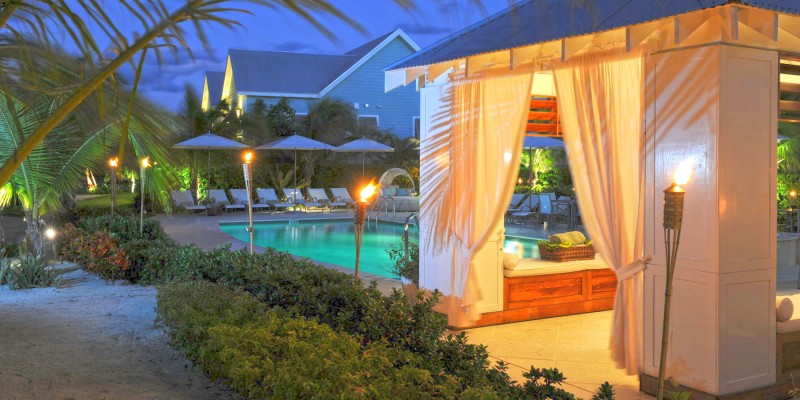 Sea Orchard Retreat-Luxury- 8 bedroom-Estate-Grand Cayman