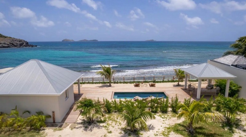 Anja | Luxury Villas | Beachfront Villas