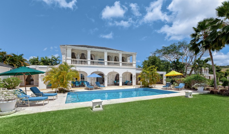 view of pool and villa