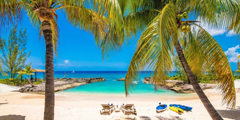 Casa Luna 16 | Luxury Villas | Beachfront Villas