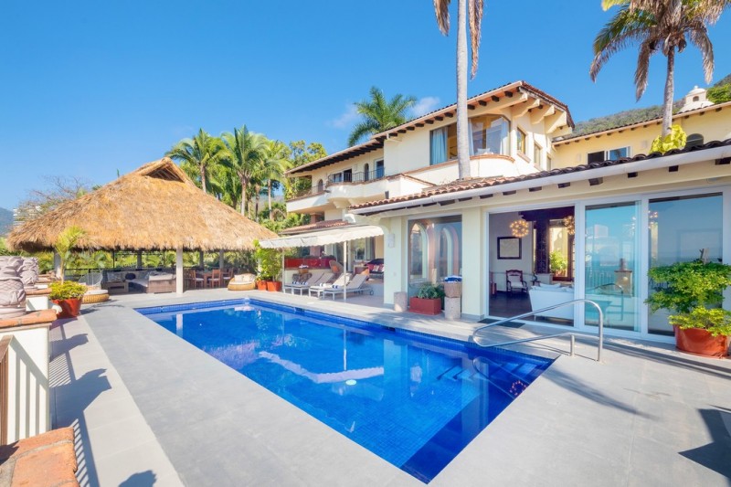 Casa Peregrina | Puerto Vallarta Villas