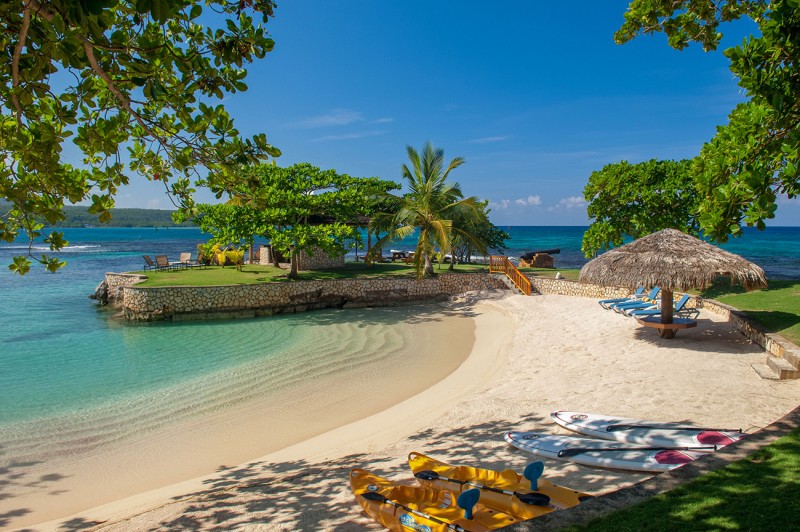 the beach and seaview from fortlands point in jamaica