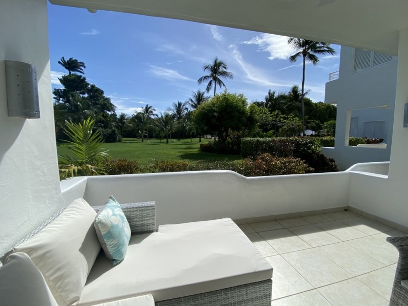 Terrace and garden view at Glitter Bay 111, Barbados