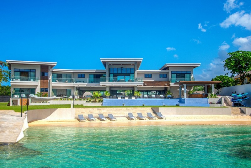 Happy Hour | 7-Bedroom Villa | Jamaica Villas