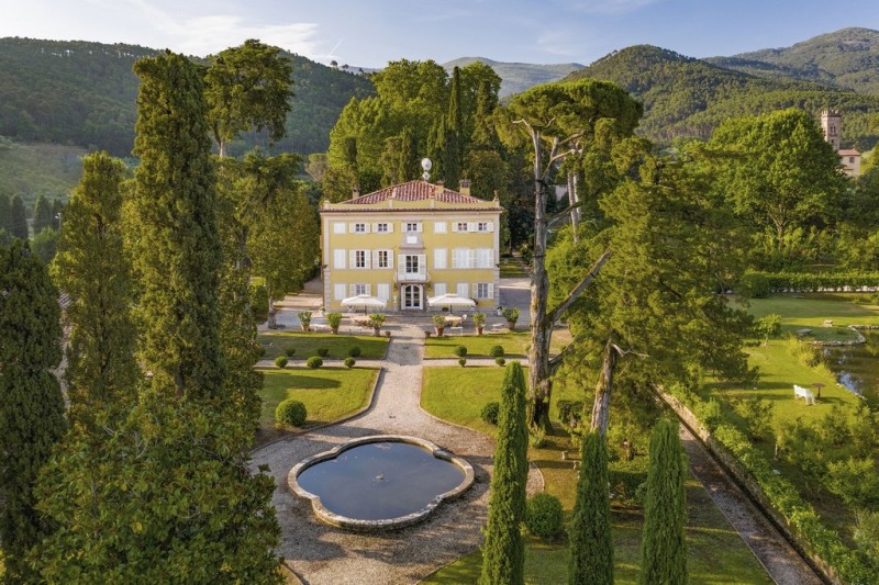 Lenka | Luxury Villas | Lucca Villas