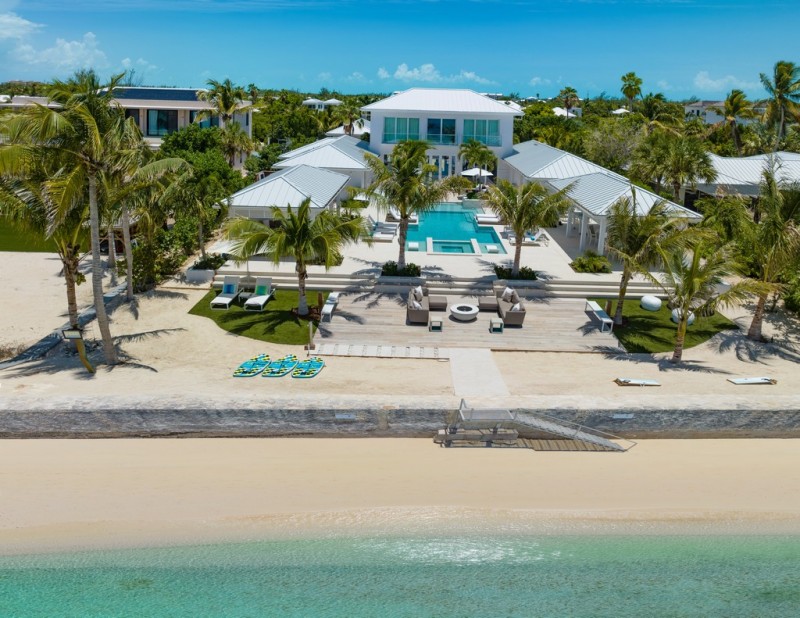 milestone villa in Turks and Caicos