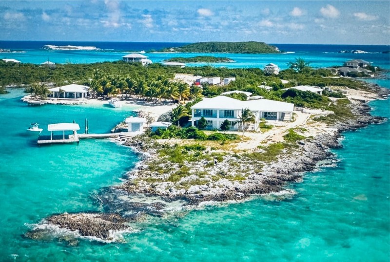 Narikela | Luxury Villas | Bahamas Villas