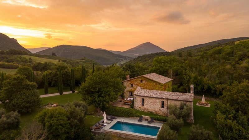 San Savino | Luxury Villas | Italy Villa Rentals