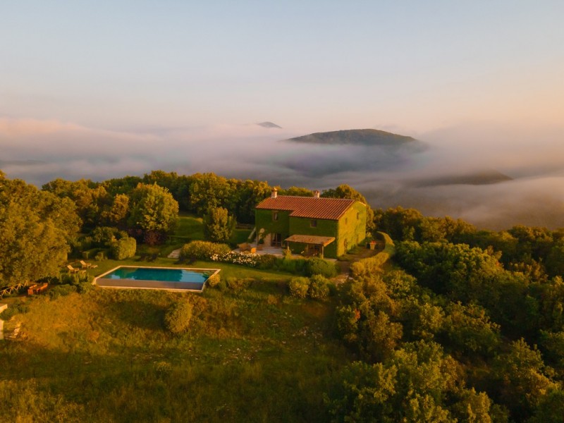Santa Croce | Luxury Villas | Umbria Villa View