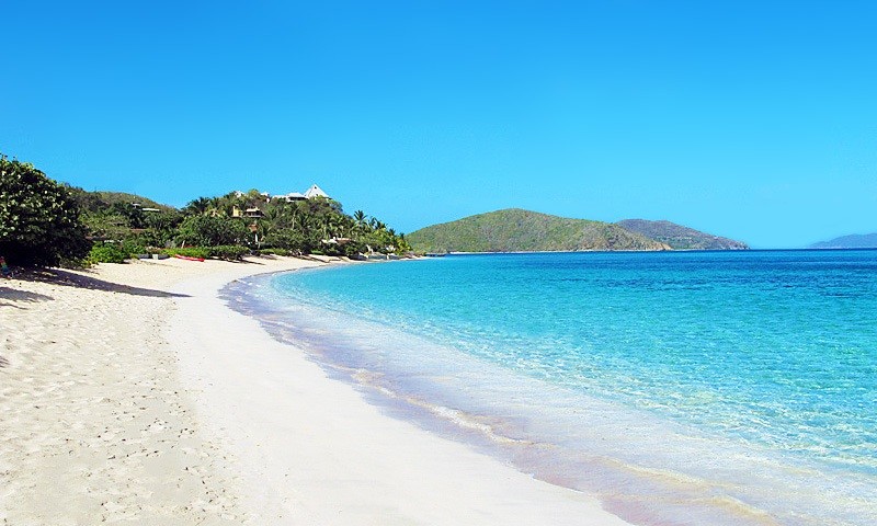 Sea Fans - 4 Bedrooms - Beachfront