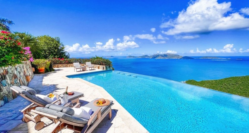 St. Bernard’s Hill House | Luxury BVI Villas | BVI Villa Ren
