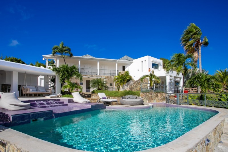 view of pool and villa