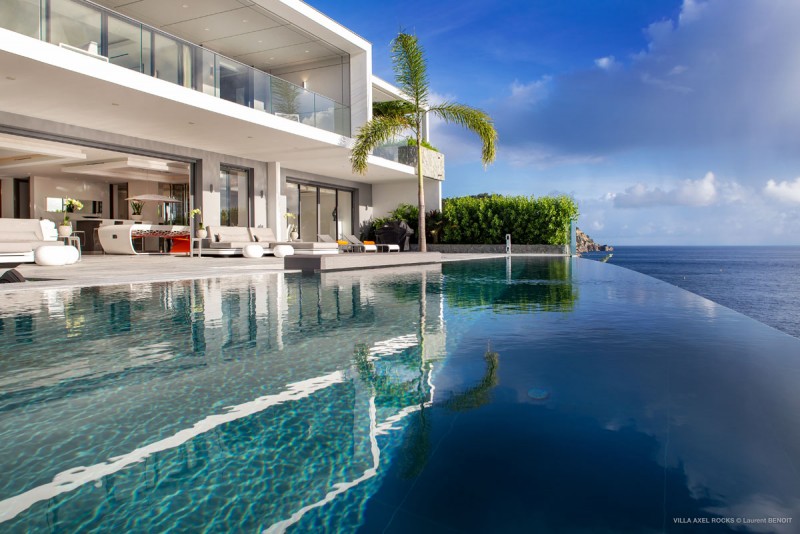 view of pool and villa