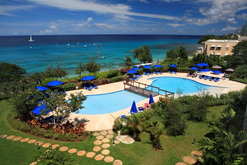 Beach View - Paynes Bay - 3 Bedrooms Villa to rent in Barbad