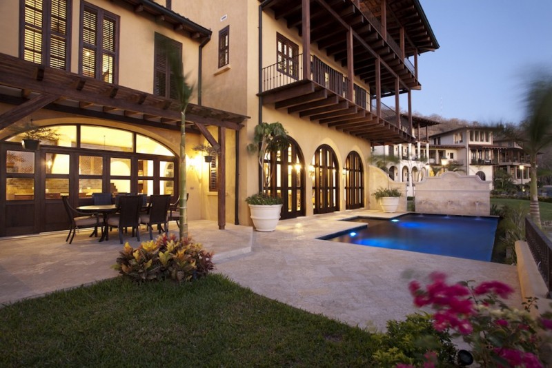 view of pool and villa