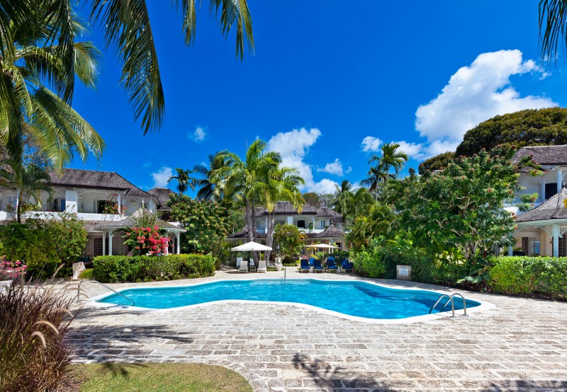 Emerald Beach No 2 - Communal Pool
