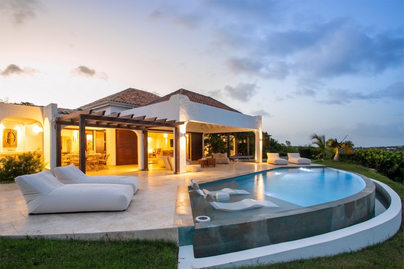 view of pool and villa