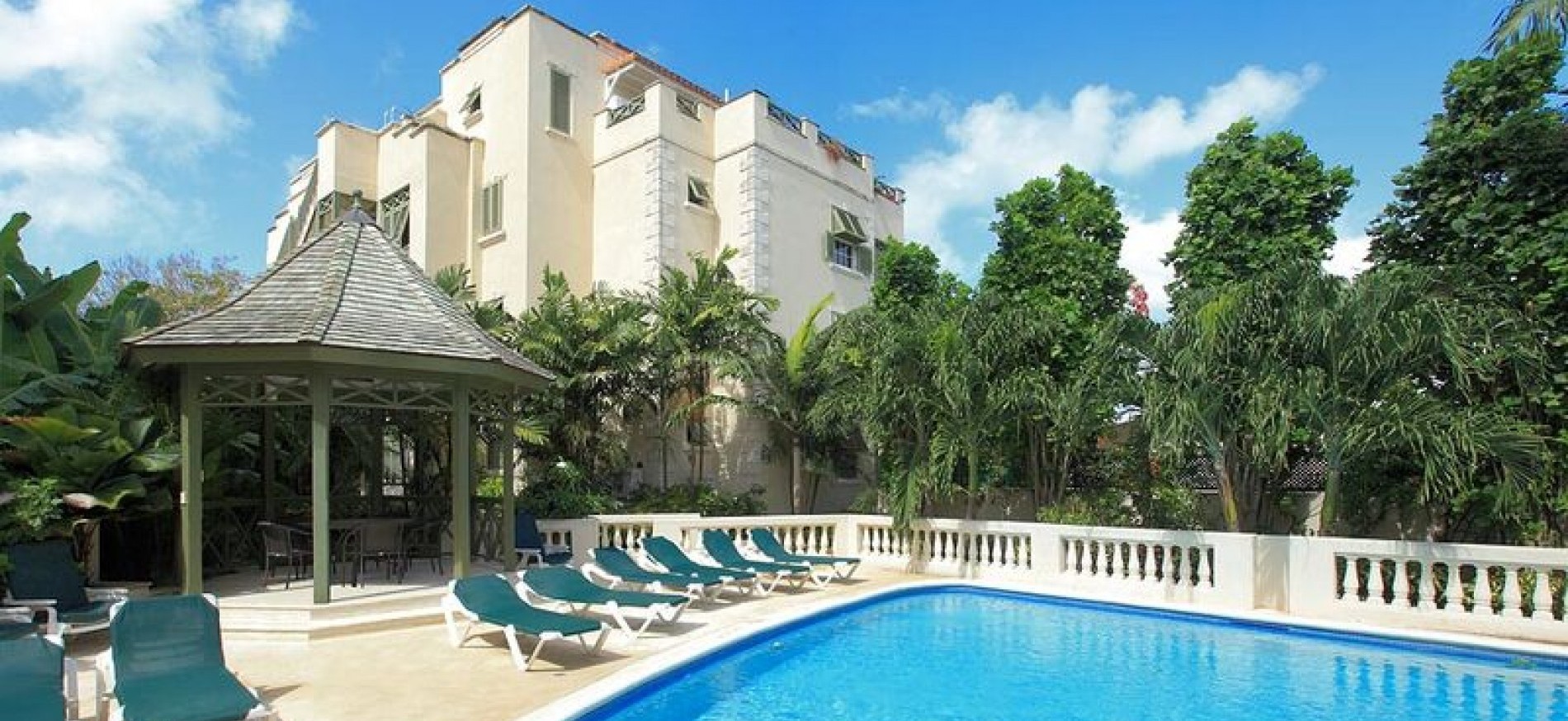 Summerland-201-St-James-Barbados-3-Bedrooms-Luxury-Villa