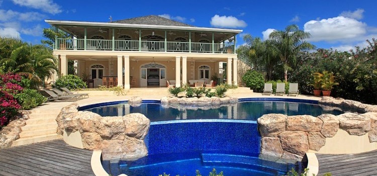 Villa Bananaquit-luxury swimming pool