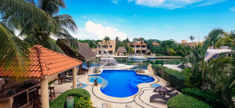 Villa Marinera - 5 Bedrooms - Waterfront Puerto Aventura Villa
